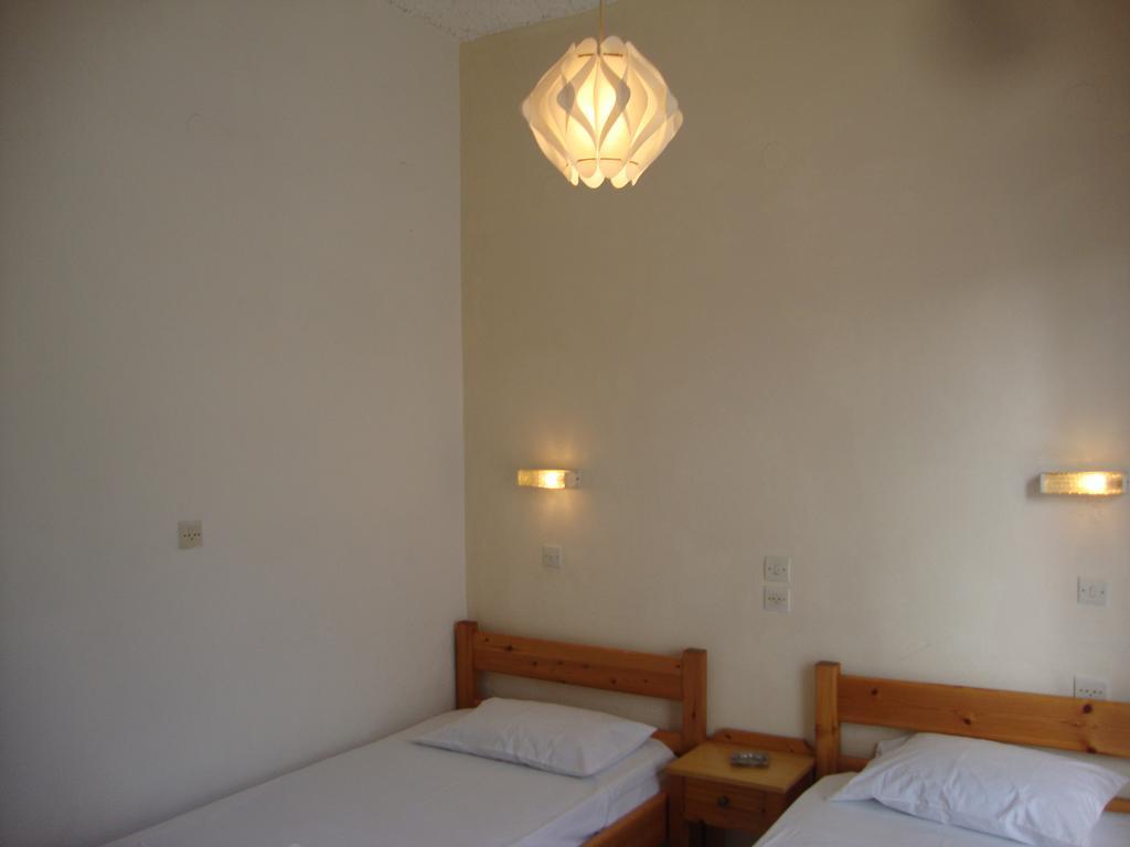Alex Apartments โรดา ภายนอก รูปภาพ