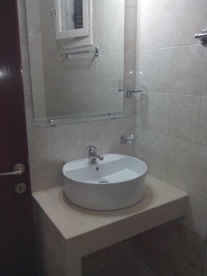 Alex Apartments โรดา ภายนอก รูปภาพ